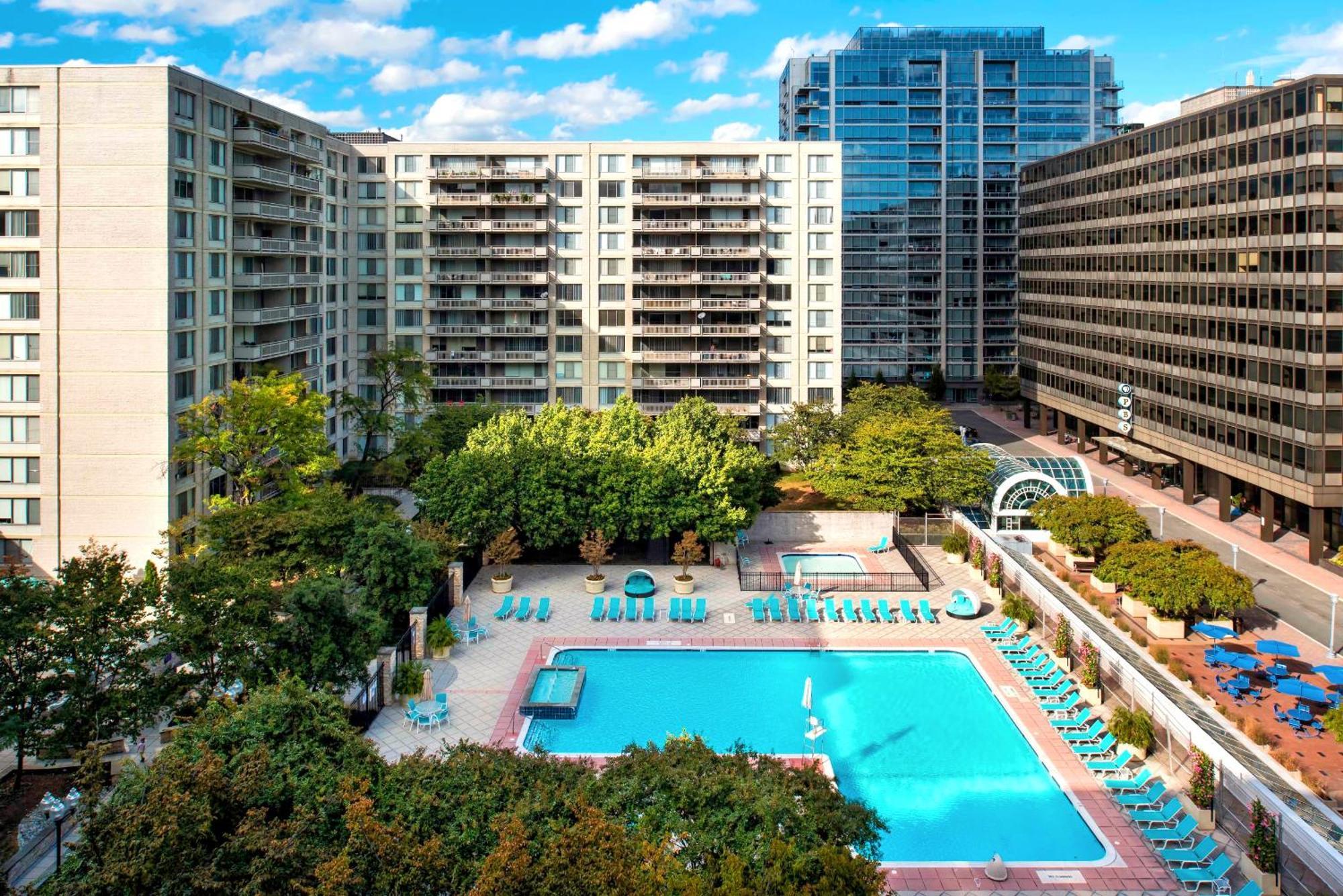 Apartment At Crystal City With Gym อาร์ลิงตัน ภายนอก รูปภาพ